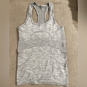 Lululemon Gray Tank size 4